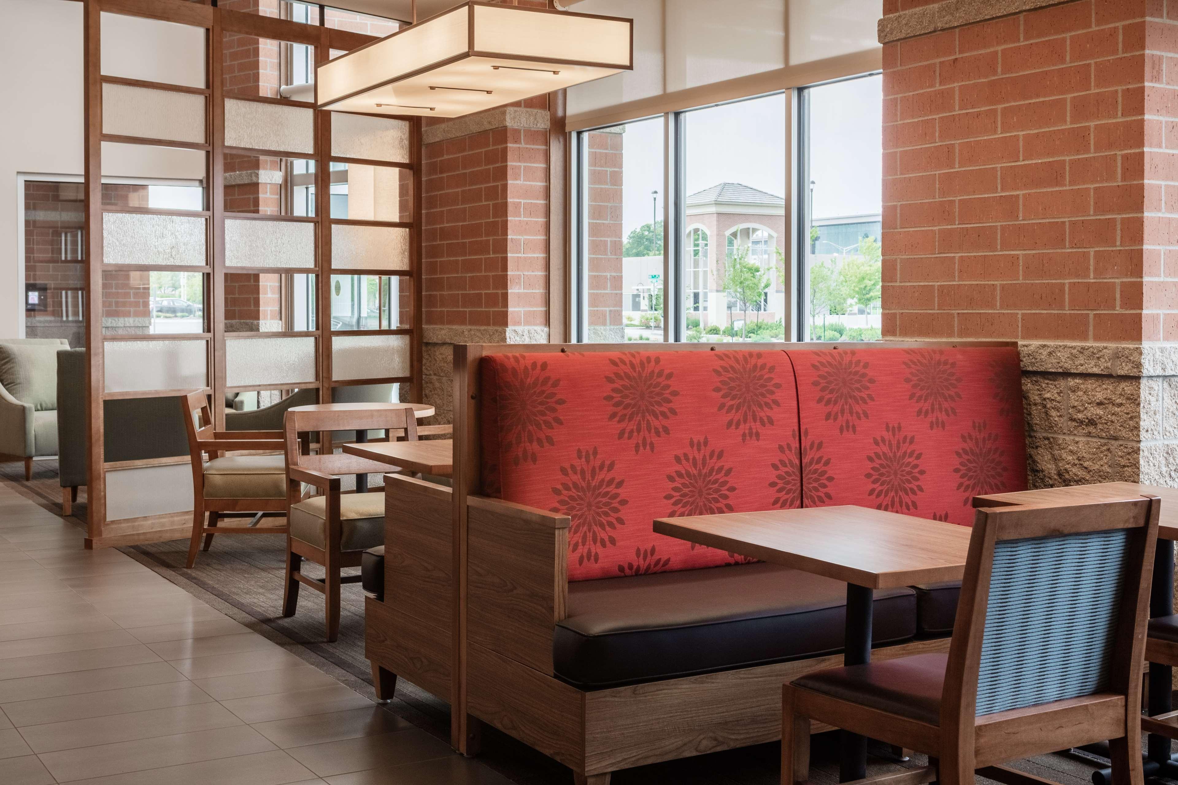 Hyatt Place Kansas City Lenexa City Center Екстериор снимка