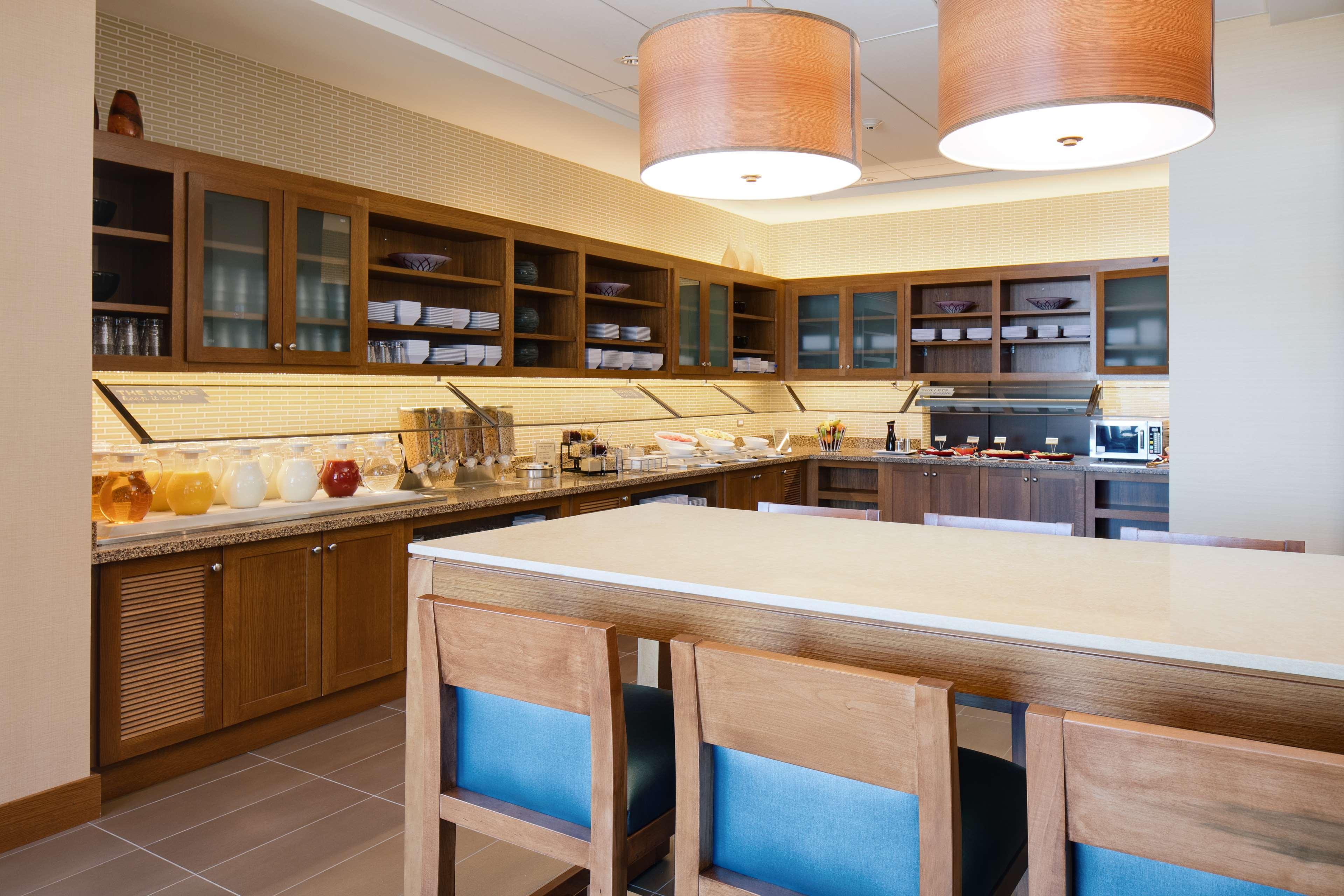 Hyatt Place Kansas City Lenexa City Center Екстериор снимка