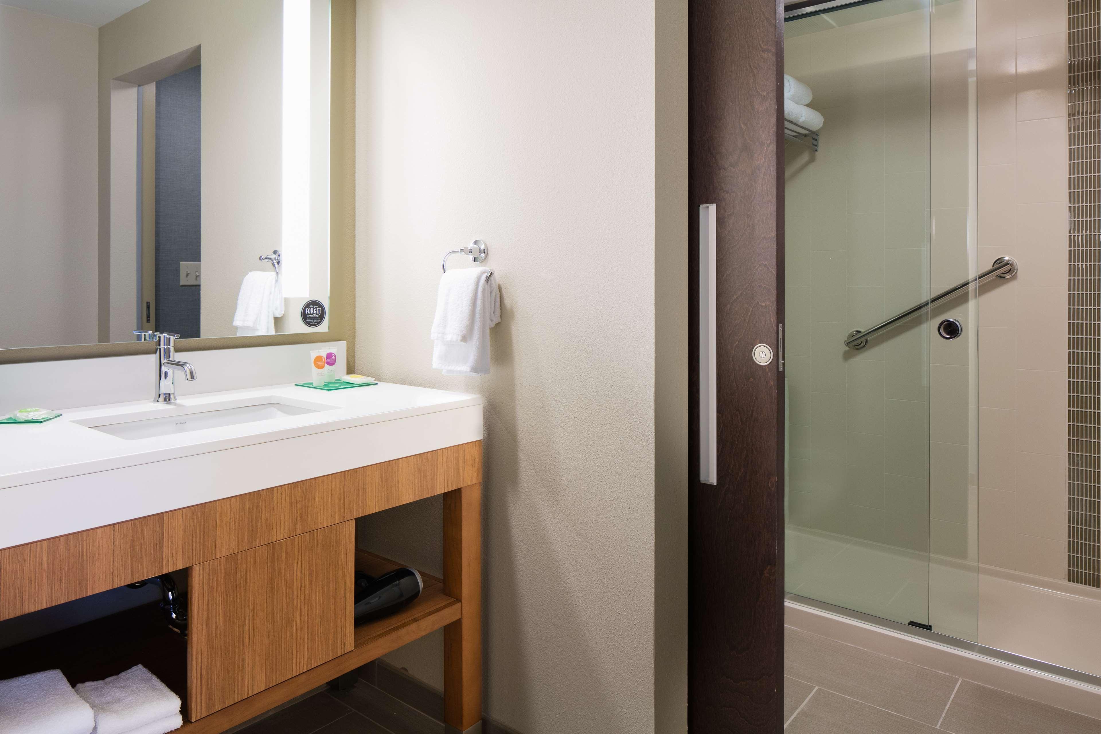 Hyatt Place Kansas City Lenexa City Center Екстериор снимка