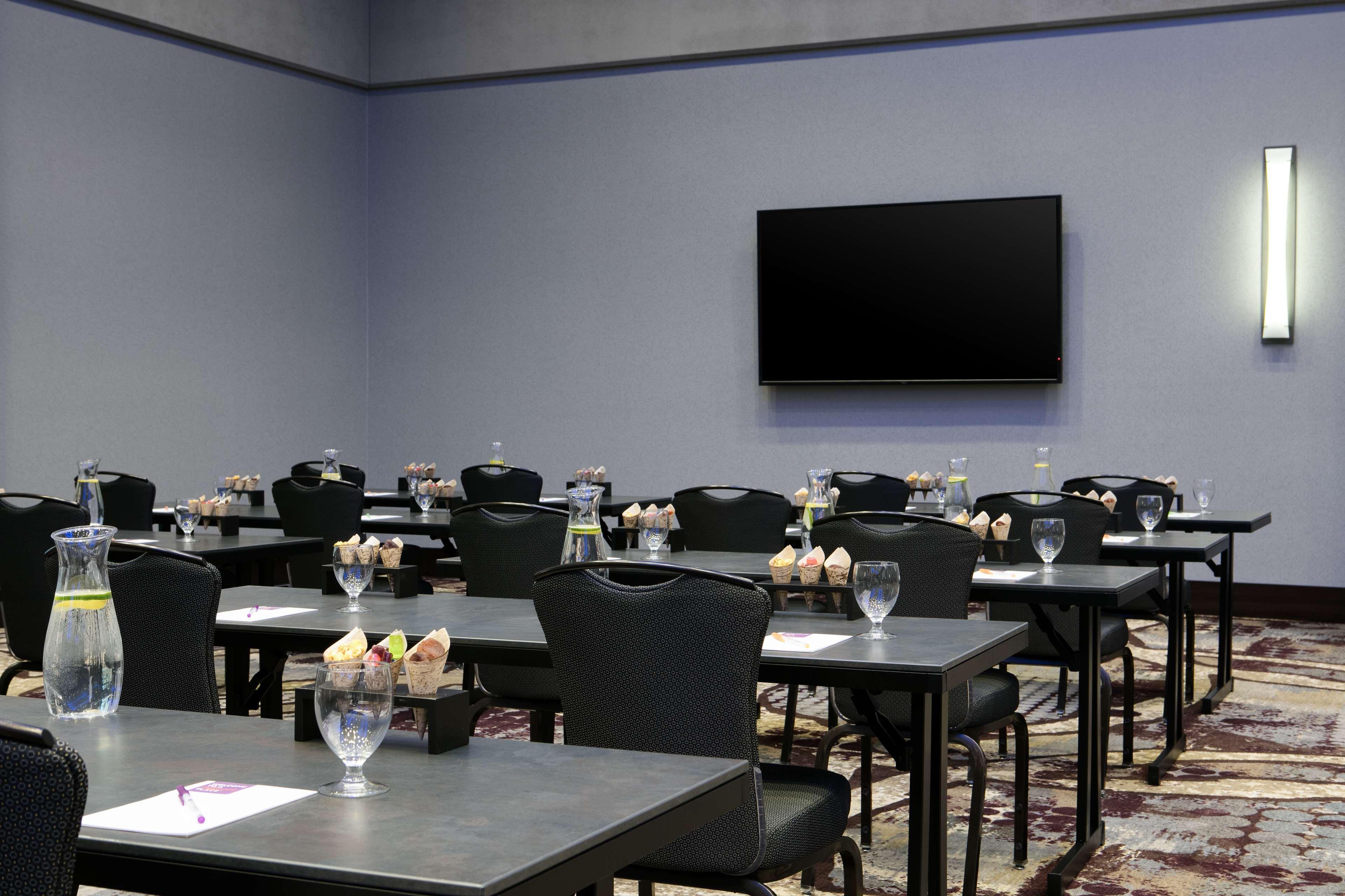 Hyatt Place Kansas City Lenexa City Center Екстериор снимка