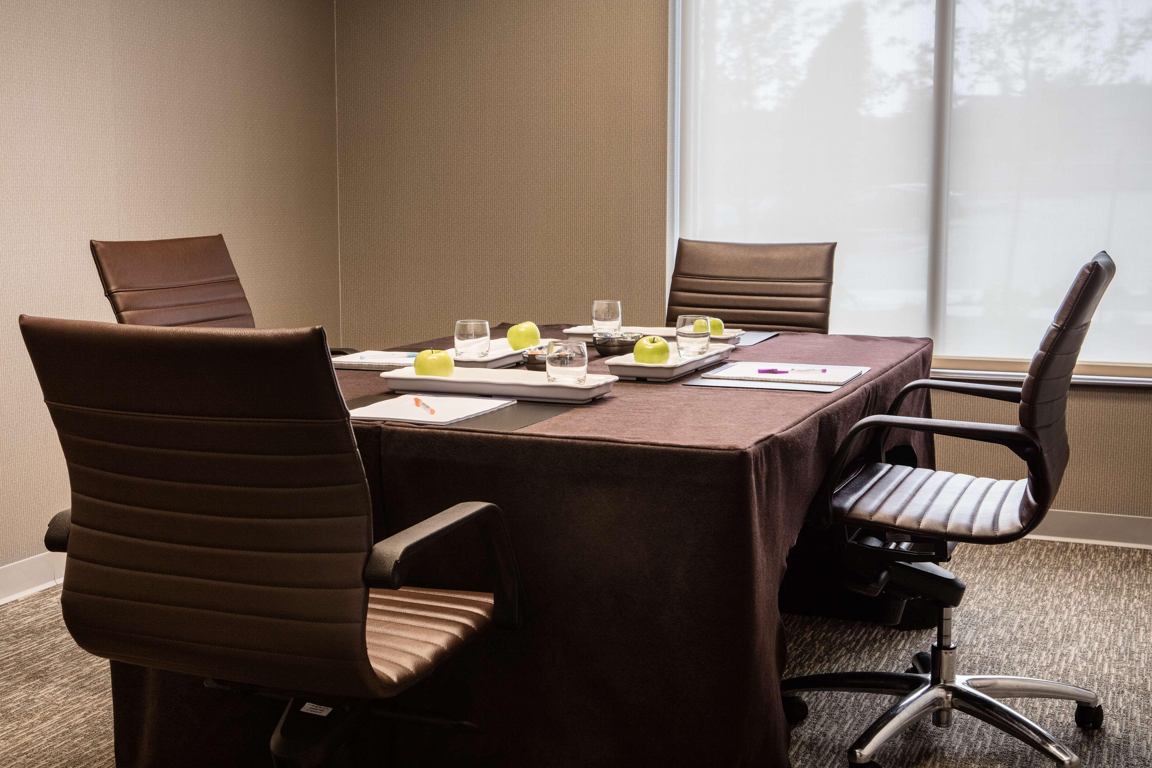 Hyatt Place Kansas City Lenexa City Center Екстериор снимка